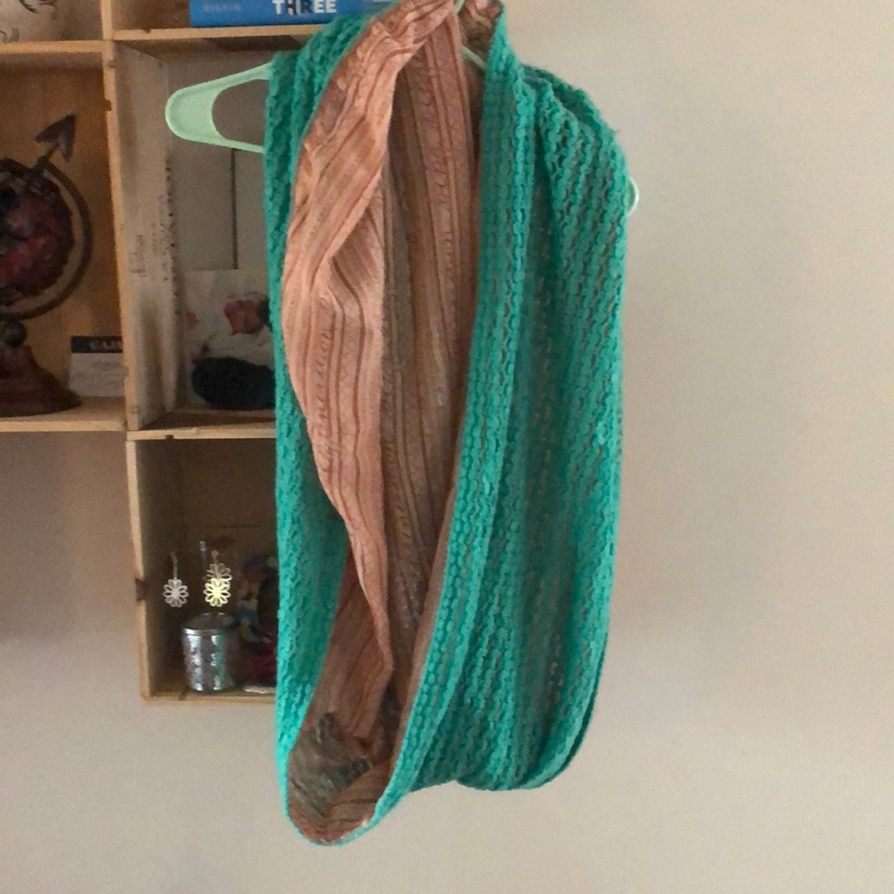 Infinity scarf